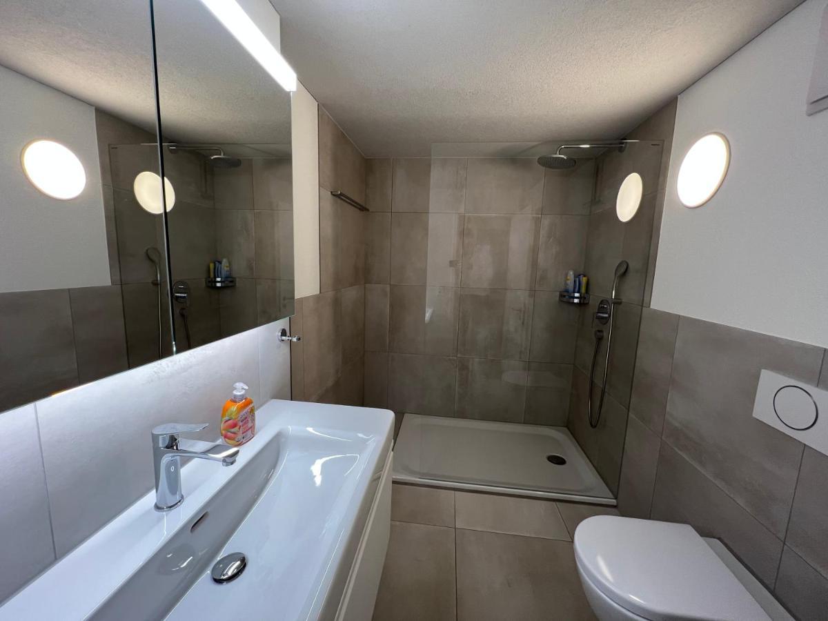 Wohnung Nr, 7 - Zentrale, ruhige Ferienwohnung mit herrlicher Aussicht Schwyz Exterior foto